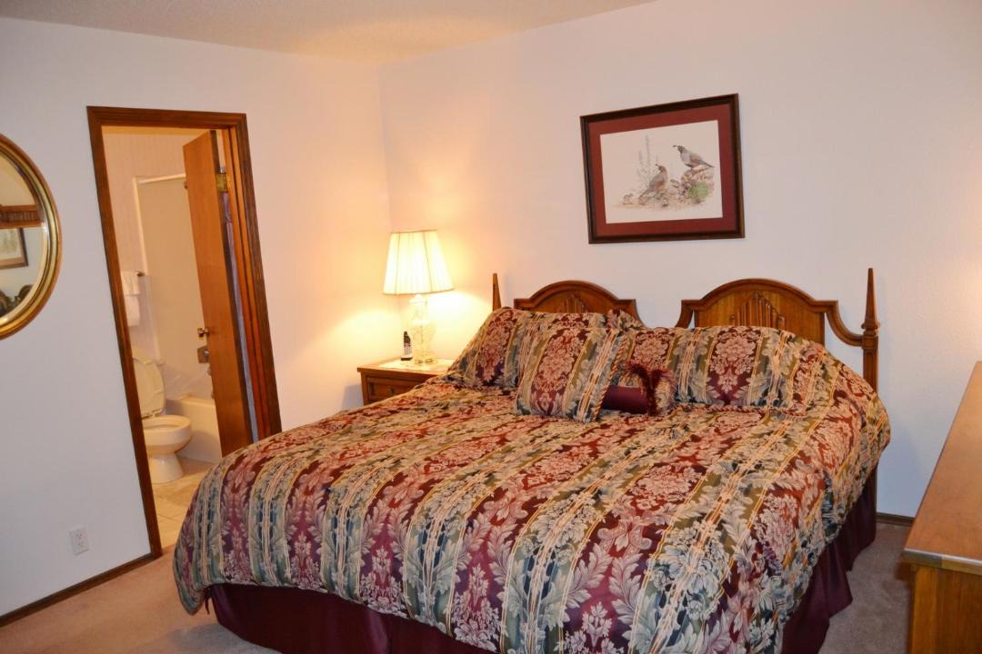 Photo of Bedroom in Hot Springs Village