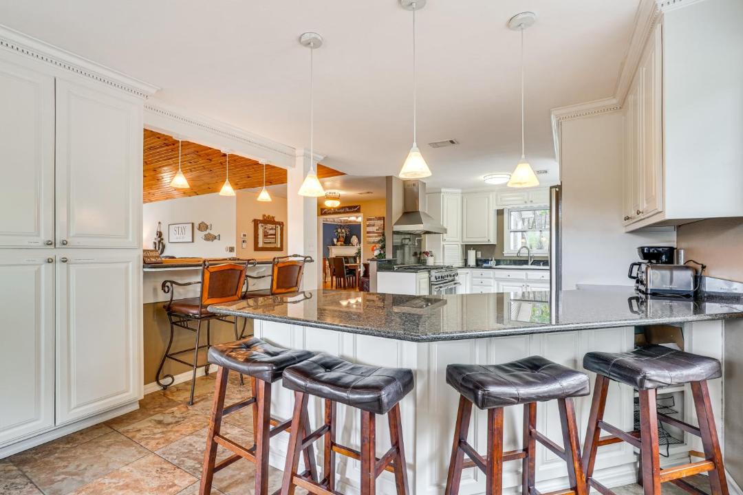 Photo of Kitchen in Sylvan Shores