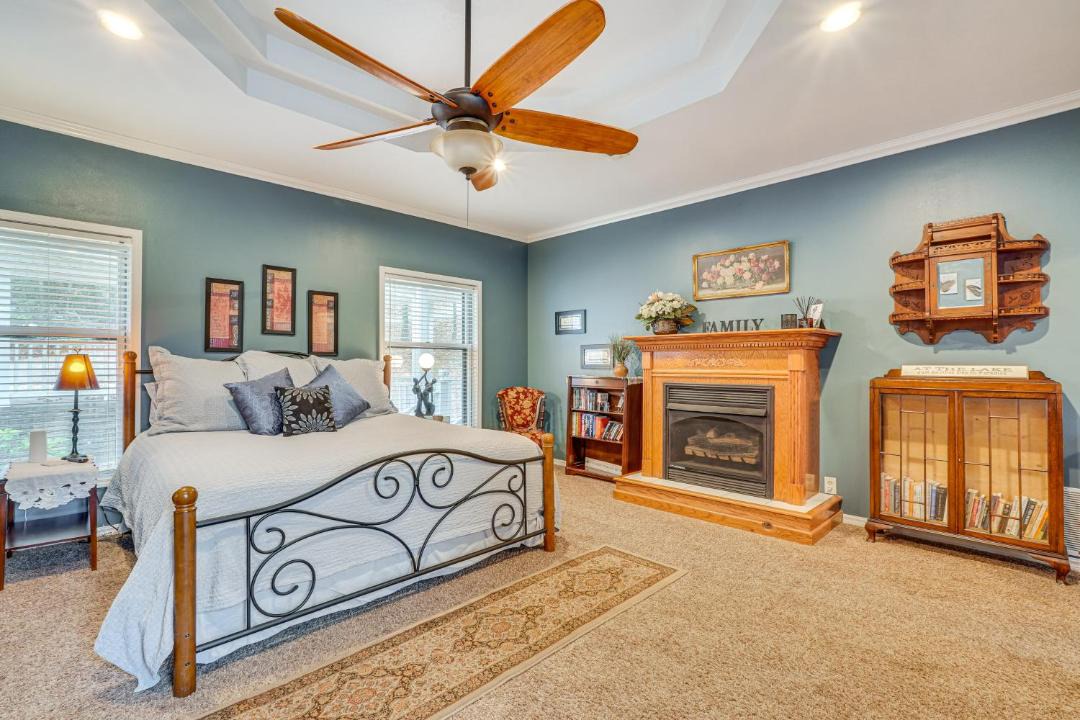 Photo of Bedroom in Sylvan Shores