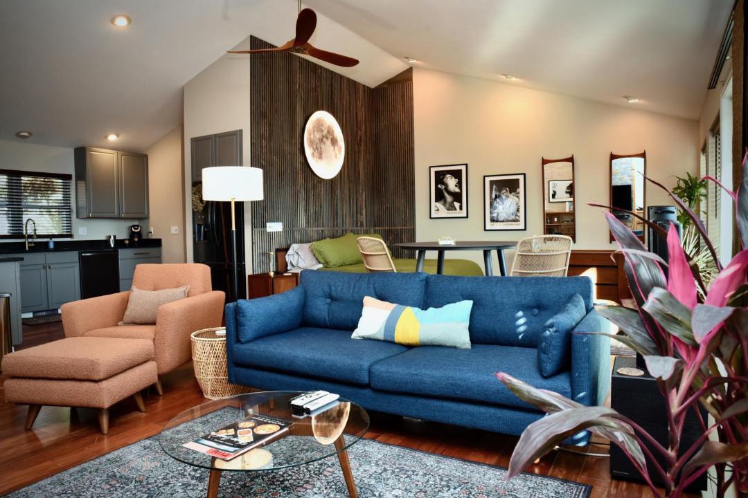 Photo of Livingroom in Sylvan Shores