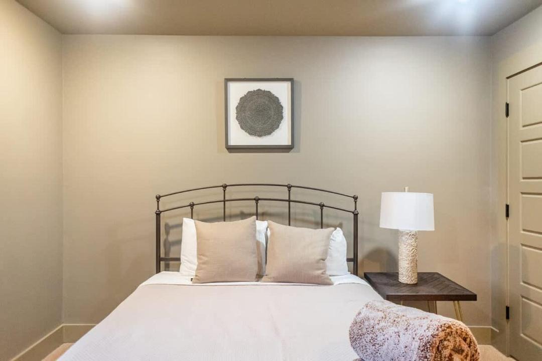 Photo of Bedroom in Downtown