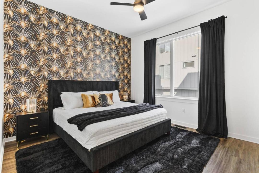 Photo of Bedroom in Cleveland Park