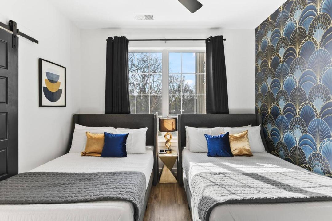 Photo of Bedroom in Cleveland Park