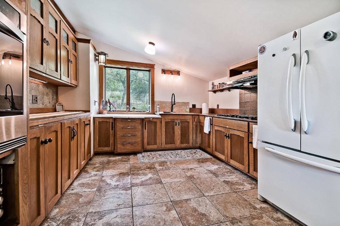 Photo of Kitchen in Eureka Springs