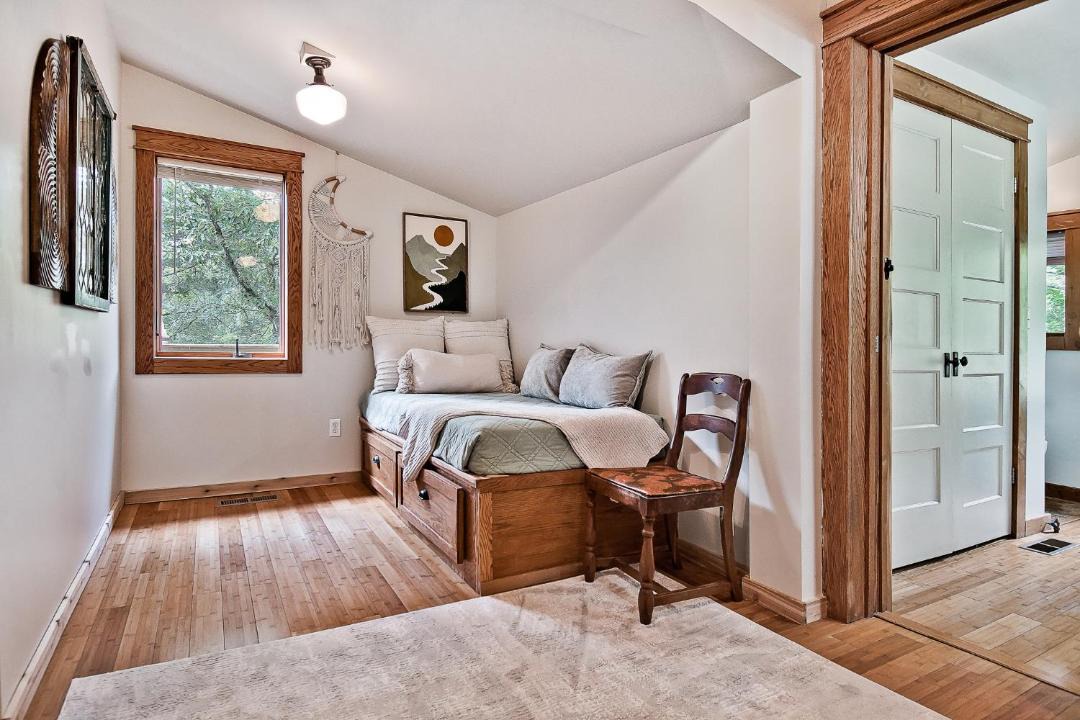 Photo of Bedroom in Eureka Springs