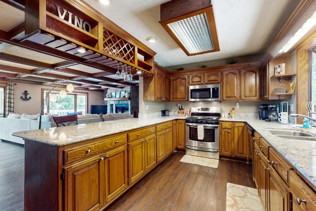 Photo of Kitchen in Eureka Springs