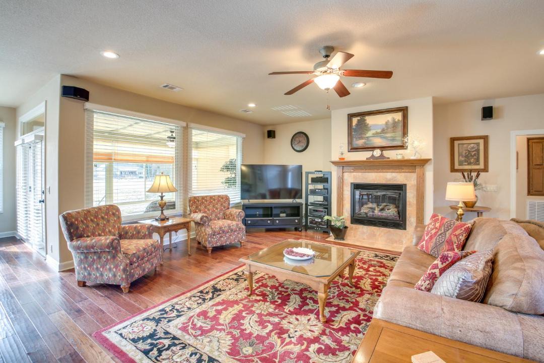 Photo of Livingroom in Hot Springs Village