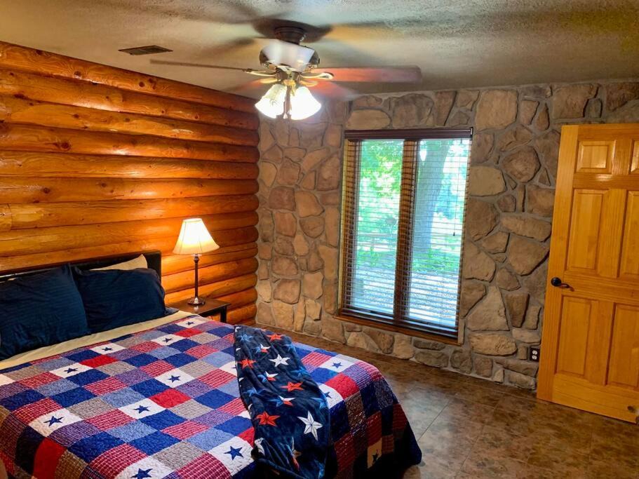 Photo of Bedroom in Saint Joe