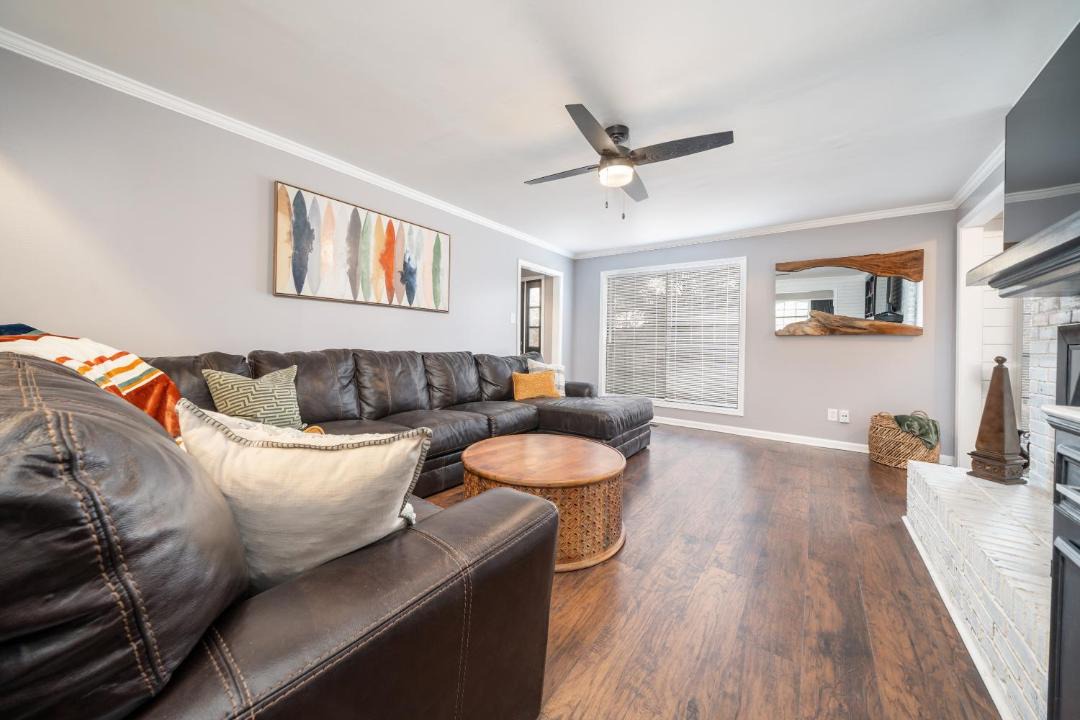 Photo of Livingroom in Rock Creek