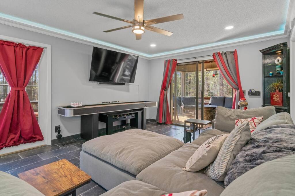 Photo of Livingroom in Hot Springs Village