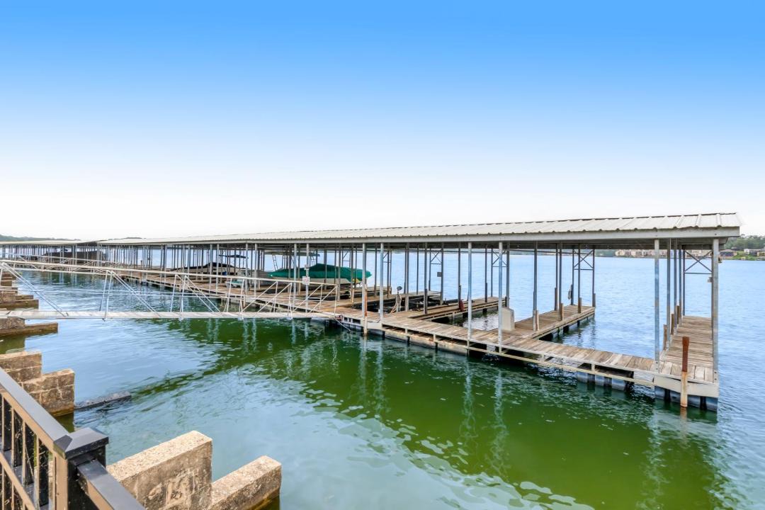 Photo of Others in Lake Hamilton