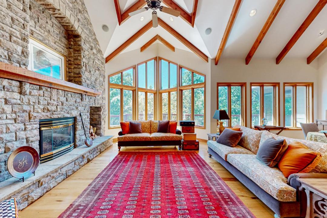 Photo of Livingroom in Eureka Springs