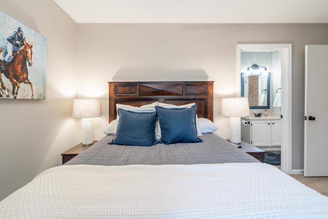 Photo of Bedroom in Hot Springs