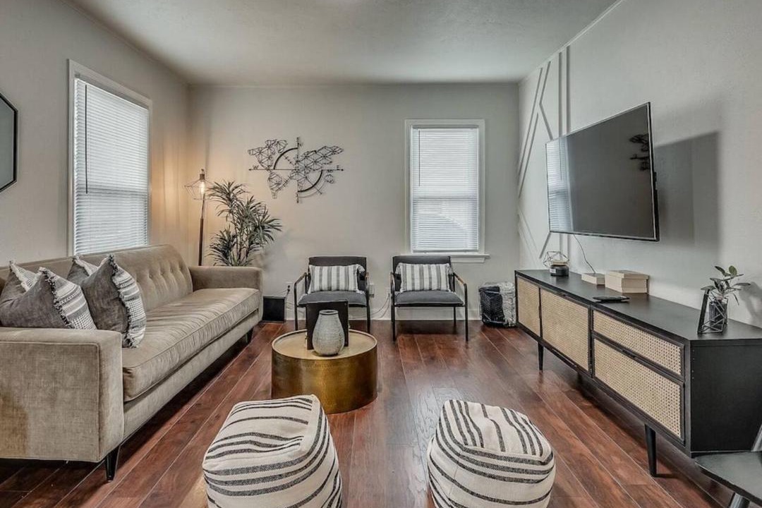 Photo of Livingroom in Central Oklahoma City
