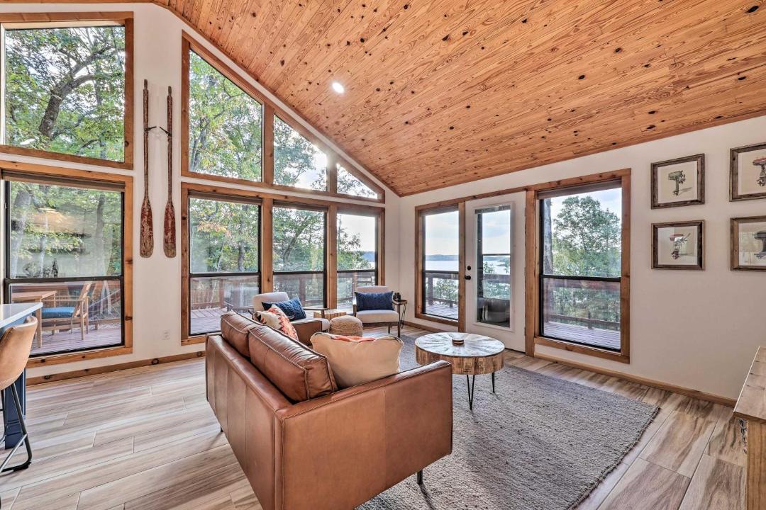Photo of Livingroom in Rogers