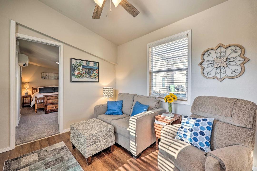 Photo of Livingroom in Rogers