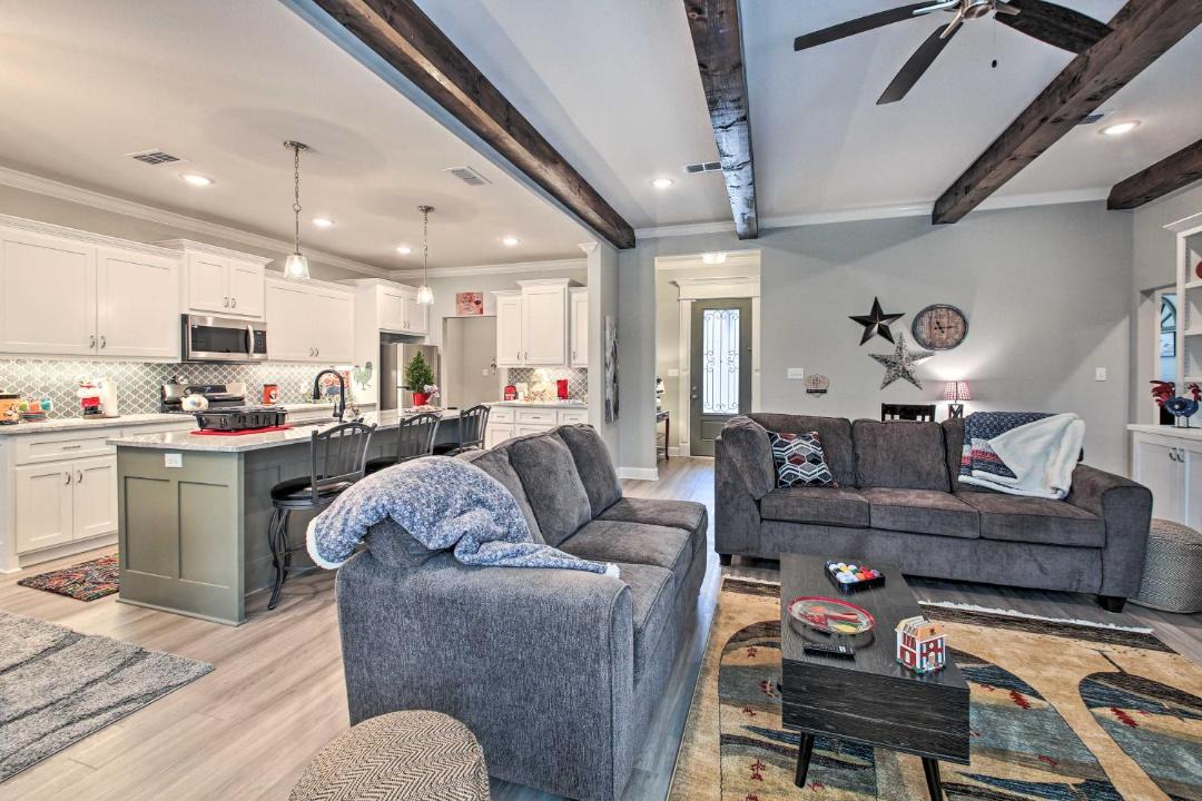 Photo of Livingroom in Hot Springs Village