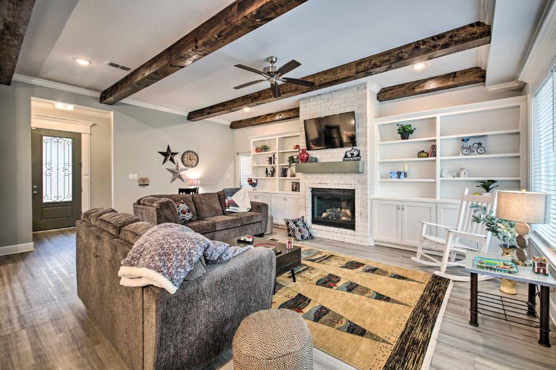Photo of Livingroom in Hot Springs Village