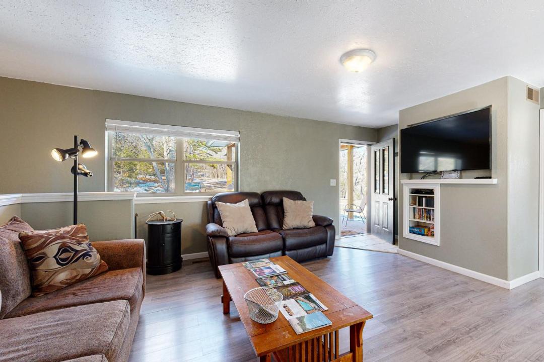 Photo of Livingroom in Eureka Springs
