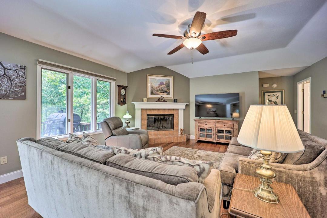 Photo of Livingroom in Bella Vista