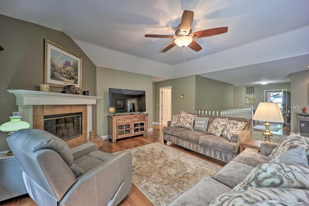 Photo of Livingroom in Bella Vista