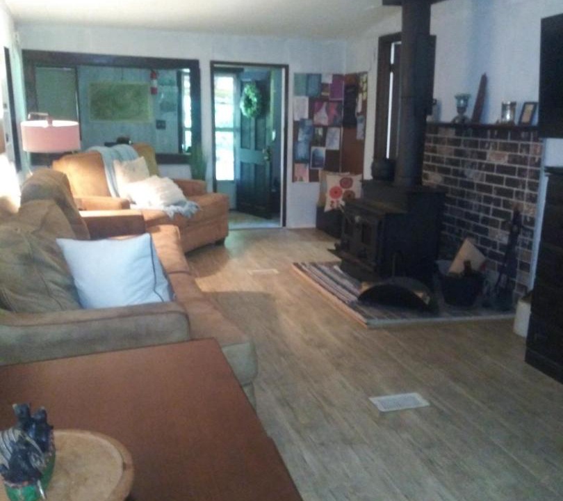 Photo of Livingroom in Tallassee
