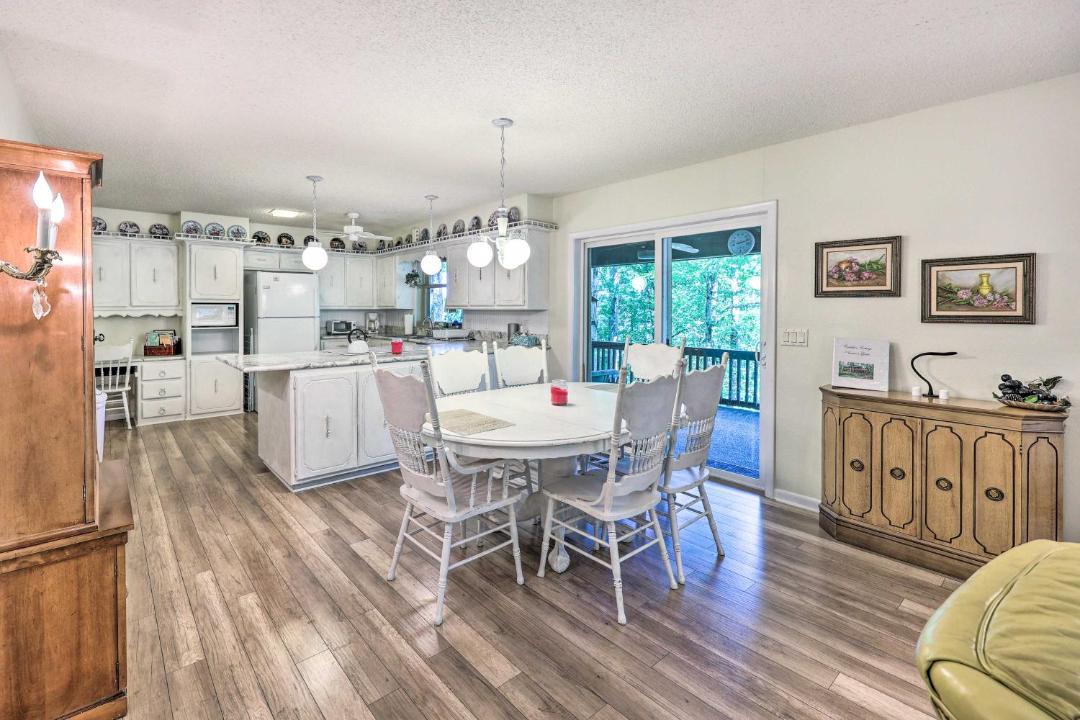 Photo of Livingroom in Hot Springs Village