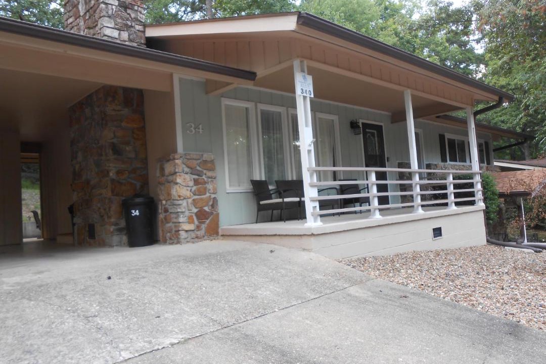 Photo of Buildings in Hot Springs Village