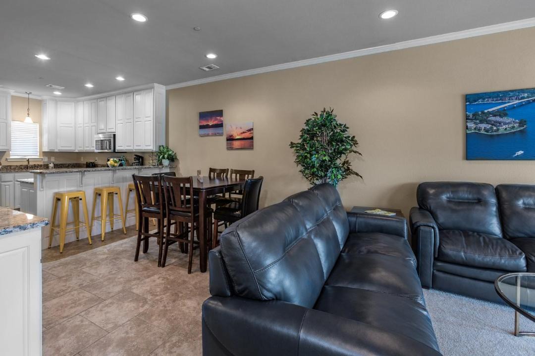 Photo of Livingroom in Lake Hamilton