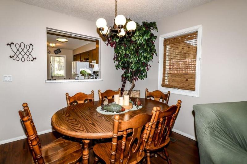 Photo of Livingroom in Hot Springs Village
