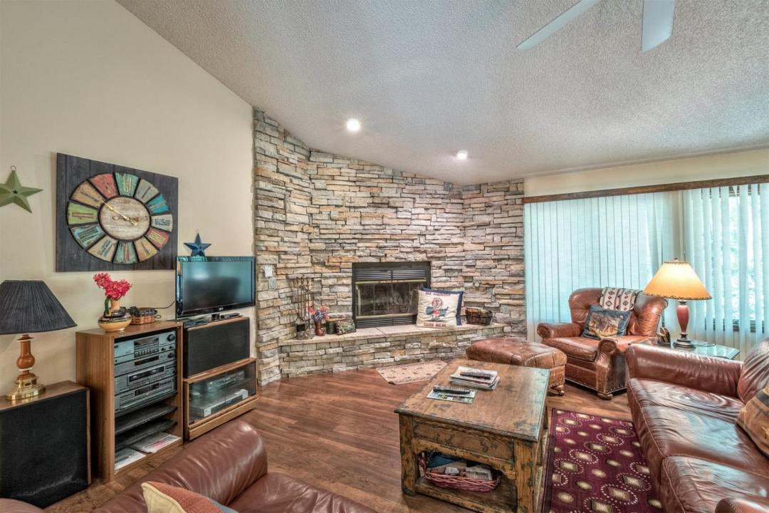 Photo of Livingroom in Hot Springs Village