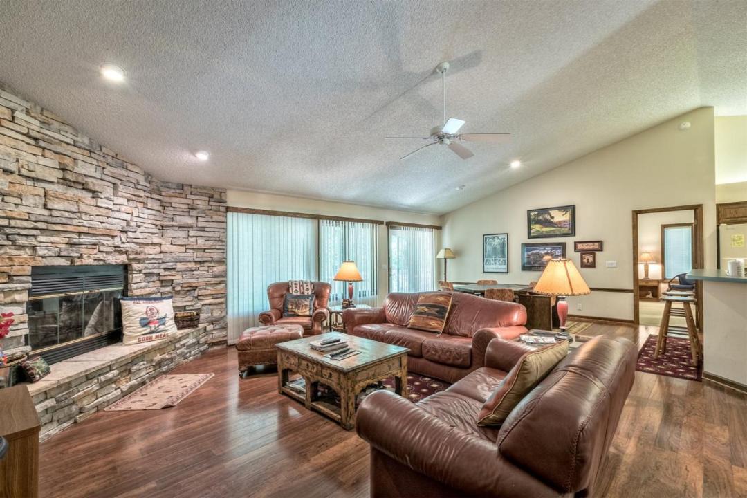Photo of Livingroom in Hot Springs Village