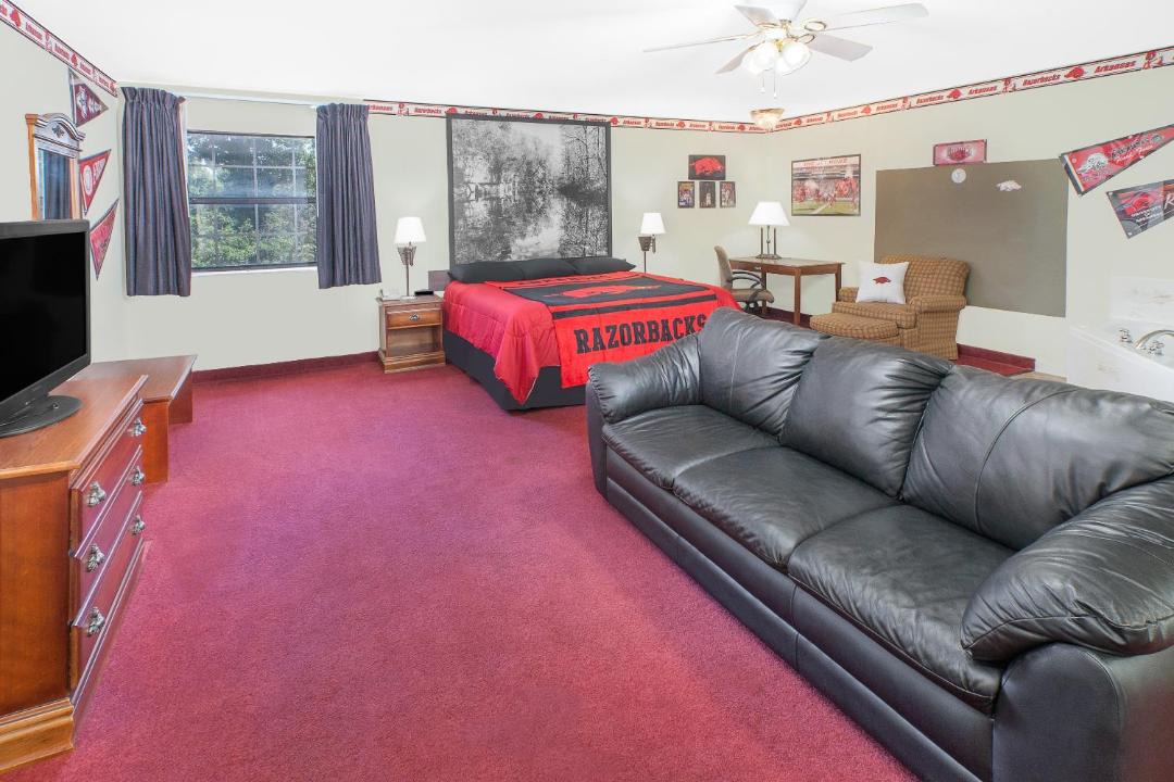 Photo of Livingroom in Lowell
