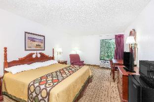 Photo of Bedroom in Conway