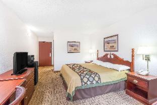 Photo of Bedroom in Conway