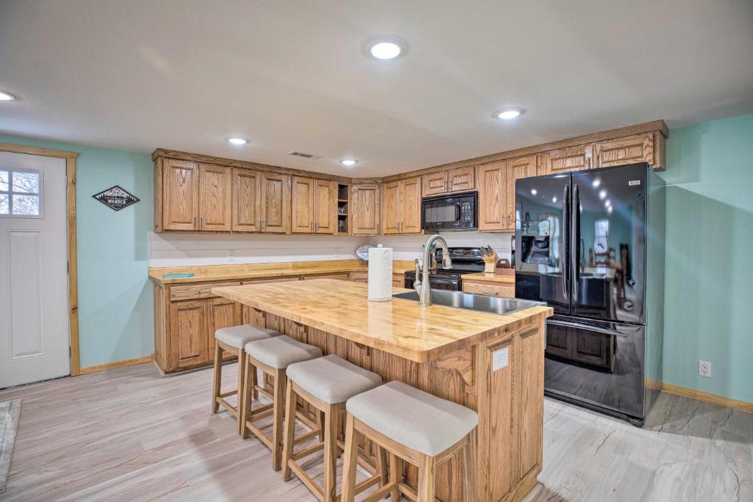 Photo of Kitchen in Sylvan Shores