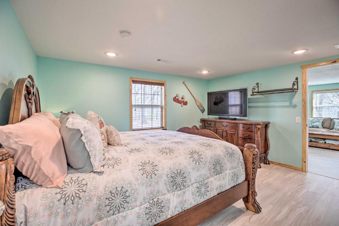 Photo of Bedroom in Sylvan Shores