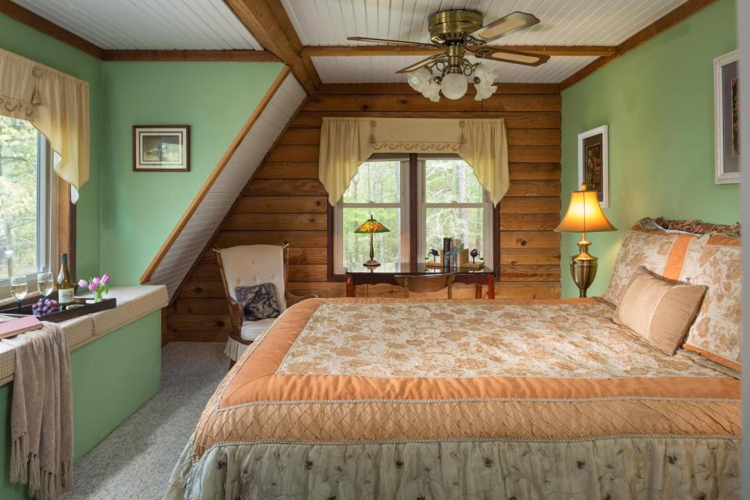 Photo of Bedroom in Bonnerdale