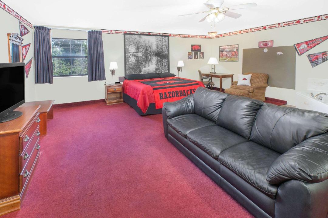 Photo of Livingroom in Lowell