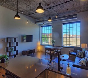 Chic Ultramodern Loft Designer Features 