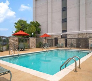 Hampton Inn 