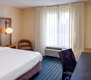 Fairfield Inn 