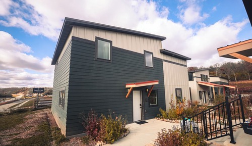 Deluxe Cabin
