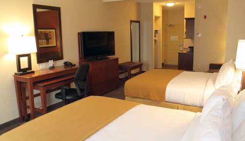 Suite, Multiple Beds