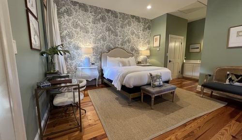 The Octavia Garden Room
