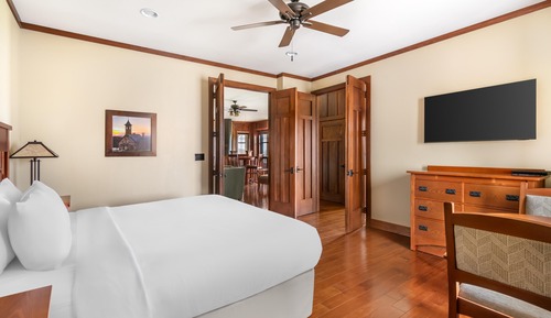 2 BEDROOM 2 KING POOL VIEW PENTHOUSE SUITE
