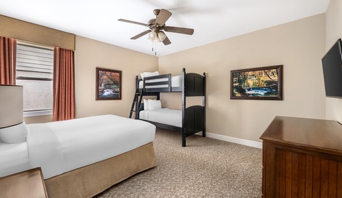 5 BEDROOM 2 KG 2 QN 2 TW BUNK PATIO HOME