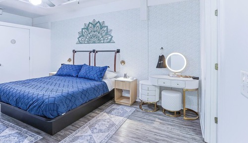 Signature Loft, 1 King Bed with Sofa bed, Non Smoking, City View