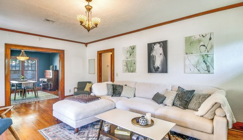 House (2 Bedrooms)