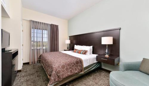 One-Bedroom King Suite